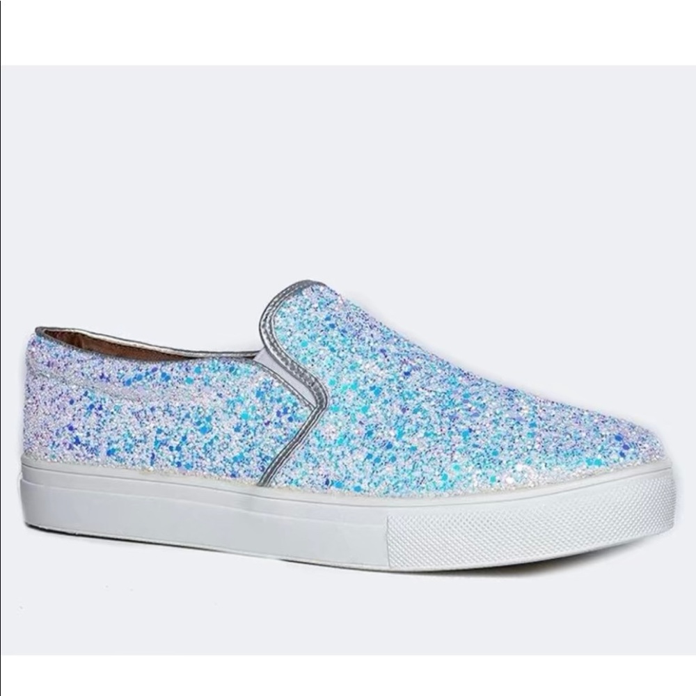 Glimmer slip on sneakers NWOT